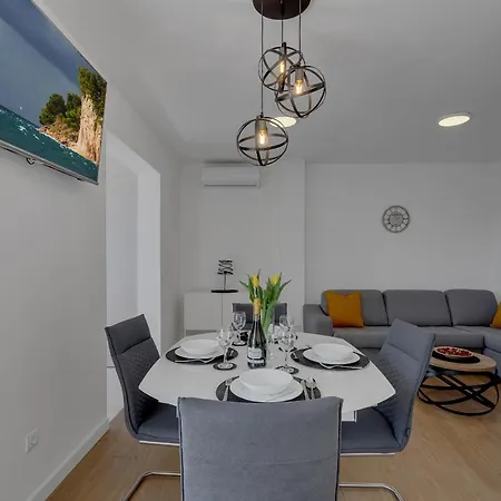 펜션 L & B 마카르스카