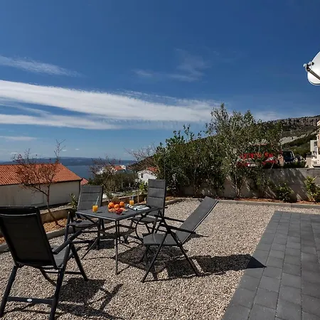 펜션 L & B 마카르스카